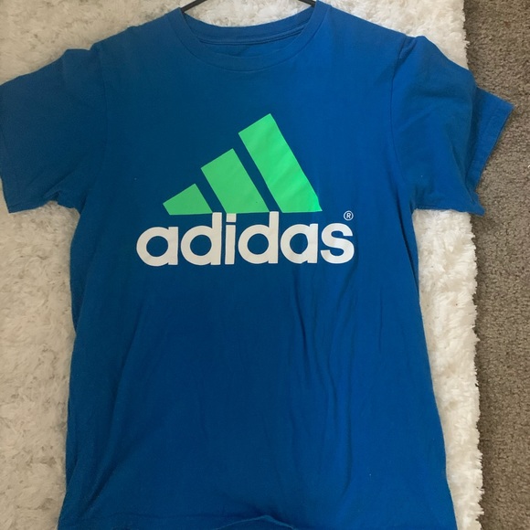 adidas Other - Adidas T-Shirt 👕